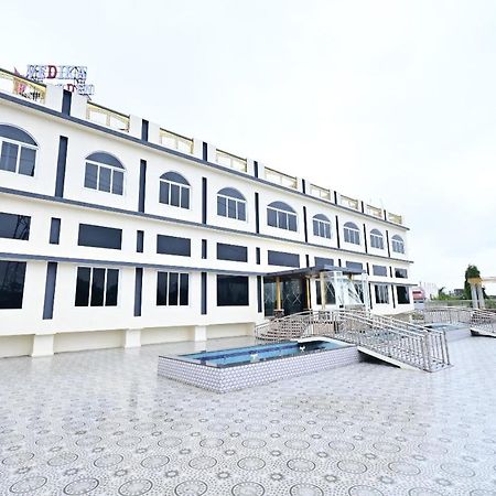 Vedika Garden Hotel Ambavna Exterior photo
